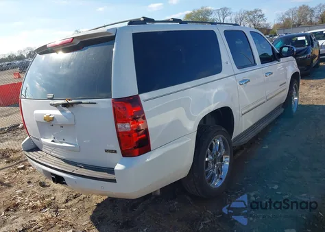 2012 Chevrolet Suburban 1500 Lt z USA, uszkodzony, nr VIN 1GNSKJE78CR124474